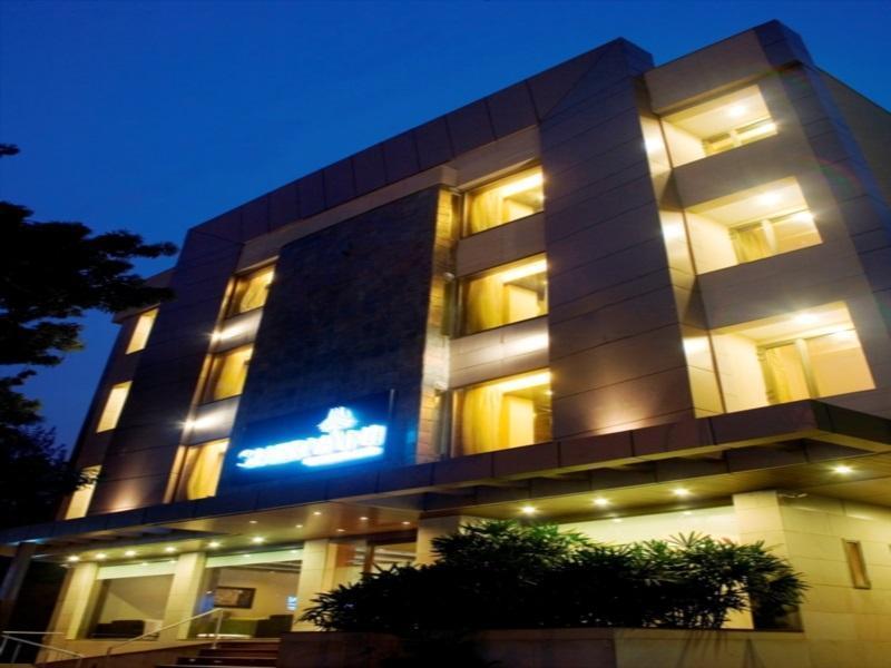 Shervani Nehru Place Neu-Delhi Exterior foto