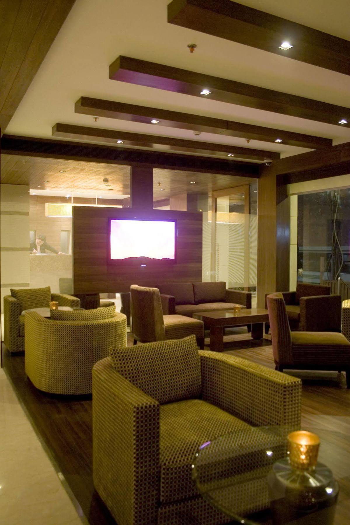 Shervani Nehru Place Neu-Delhi Exterior foto